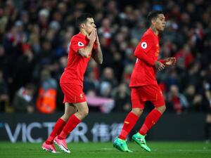 لم يكن هدف كوتينيو (يسار) كافياً لمنح ليفربول الفوز