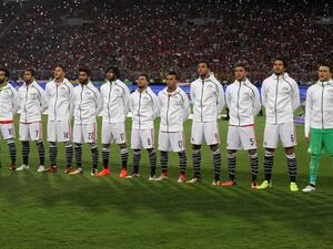 Egypt's team players sing their country's national anthem during their World Cup 2018 Africa qualifying match between Egypt and Congo at the Borg el-Arab stadium in Alexandria on October 8, 2017.
TAREK ABDEL HAMID / AFP