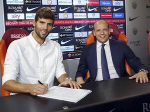 فازيو يوقع على عقد انضمامه لروما