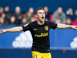 غاميرو يحتفل بهدفه