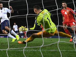 قدم منتخب إيطاليا أداءً سيئاً للغاية قوبل بصافرات استهجان من الجماهير