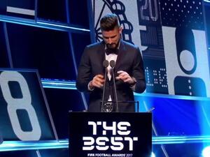 جيرو بعد فوزه بالجائزة