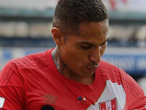 غيريرو يقود بيرو لفوز معنوي