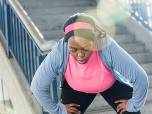 Breast cancer patients who worked out in a 16-week exercise program greatly cut their risk of cardiovascular disease. (Photo: healthcentral.com)