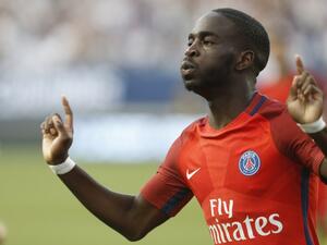 إيكوني يحتفل بهدفه