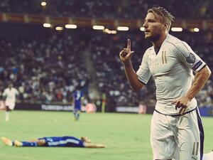 إيموبيلي يحتفل بهدفه