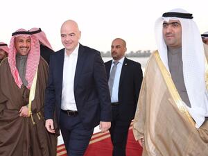 Kuwaiti National Assembly Speaker Marzouq Al-Ghanim receives FIFA president Gianni Infantino (Photo: KUNA)