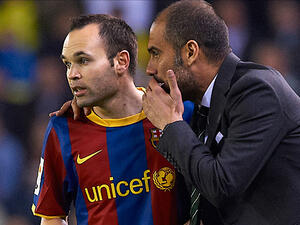 صورة أرشيفية لغوارديولا وإنييستا