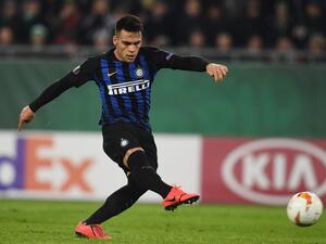 مارتينيز يقود إنتر للفوز