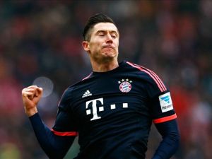 ليفاندوفسكي يقود البافاري لفوز جديد