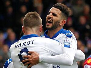 محرز يقود ليستر سيتي للفوز