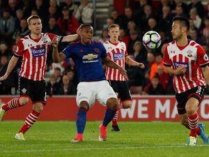 من مباراة الفريقين
