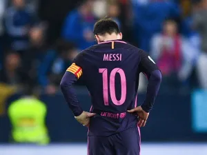 ليونيل ميسي وخيبة الأمل لعدم استغلال تعادل ريال مدريد مع أتلتيكو مدريد في ديربي العاصمة