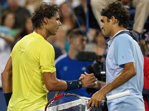 فيدرر يطيح بنادال من الصدارة