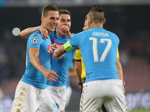 نابولي يؤكد صدارته للمجموعة