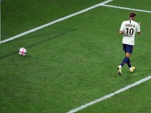 نيمار يقود الباريسي للفوز