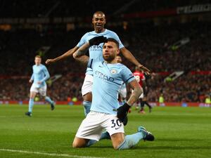 أوتاميندي يحتفل بهدفه