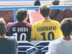 القمصان التي ظهرت خلال مباراة باريس سان جيرمان وآميان والتي سخر عبرها المشجعون من بيكيه