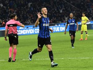 بيريشيتش يقود النيراتزوري لصدارة السيري آ