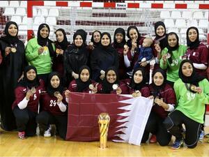 القطريات يحتفلن بإنجازهن