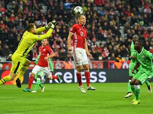 روبن (وسط) يساهم في انتفاضة بايرن بعد خسارته في الجولة الماضية أمام أتلتيكو مدريد