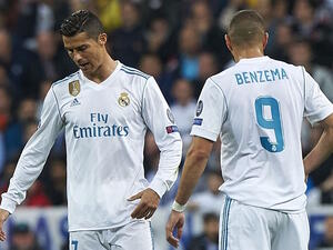 بنزيمة ورونالدو مهددان بالرحيل عن ريال مدريد