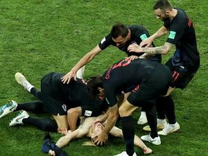 كرواتيا تتأهل لملاقاة إنجلترا في نصف النهائي