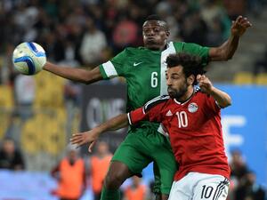 محمد صلاح نجم منتخب مصر خلال المباراة