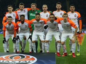 فريق شاختار يؤكد تأهله لدور الـ 16