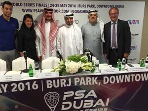 Mohammad El Shorbagy, left, the World No.1, poses with Abdul Aziz Al Bannai, second from right, President UAE Squash Association (source: Gulf News)