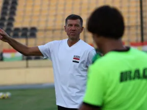 Slovenian coach Srecko Katanec trains the Iraqi football team at the Franco Hariri Stadium, the capital of the northern Iraqi Kurdish autonomous regionin Arbil, on September 5, 2018. the new national coach for the Iraqi football team,
SAFIN HAMED / AFP