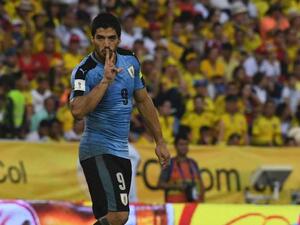 سواريز يحتفل بهدفه