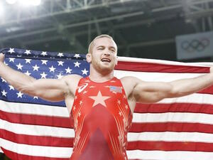 Iran lifts entry ban for American wrestlers