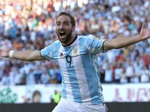 هيغواين خارج التشكيلة مجدداً