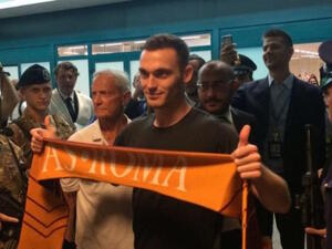 فيرمايلين يرفع وشاح روما