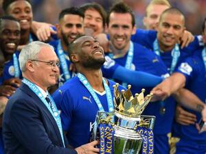 كلاوديو رانييري (يسار)