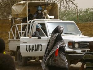 The Sudanese pound has lost 100% of its value since South Sudan’s secession in 2011, pushing inflation rates to record levels given that the country imports most of its food. (AFP/File)
