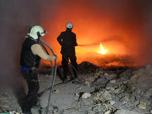 The monitoring group said that the dead included both prisoners and prison guards, adding that it had received information that a number of prisoners were shot dead while attempting to flee after airstrikes struck the prison.(AFP)