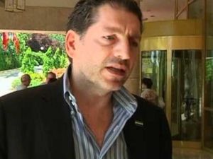 رجل الاعمال أديب الشيشكلي