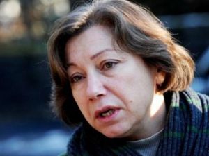  المعارضة السورية المقيمة في فرنسا بسمة قضماني