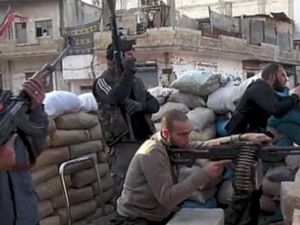 مقاتلون من المعارضة