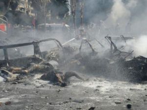 صورة وزعتها وكالة الانباء الرسمية للانفجار الذي وقع قرب مقر حزب البعث في دمشق/أ.ف.ب