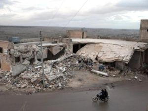 منازل دمرها القصف في كفر نبل/ا.ف.ب