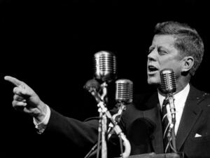 John Fitzgerald Kennedy giving a speech during the election campaign. Boston, 1960. [Getty Images]