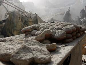 سقوط قتلى وجرحى جراء تفجير سيارة مفخخة قرب الفرن الآلي بمدينة السلمية بريف حماة