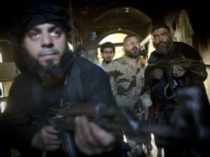 مقتل ثمانية اشخاص بينهم حاكم اقليم افغاني باعتداء انتحاري 