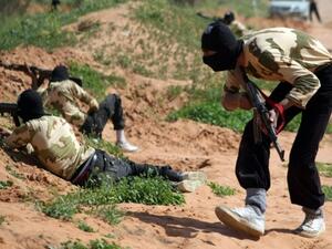 مقاتلون من دولة الخلافة الاسلامية في سورية