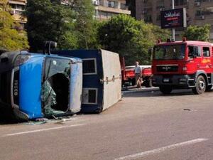  انقلاب سيارة ترحيلات تابعة لوزارة الداخلية في محافظة الإسكندرية