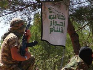 مقاتلان من حركة أحرار الشام