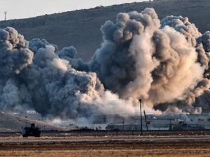 بلدة عين العرب (كوباني بالكردية) السورية التي يحاول الدولة الاسلامية السيطرة عليها